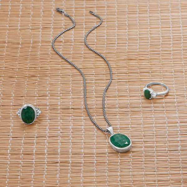Oval Beryl Pendant - May birthstone