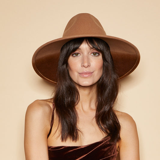 EMMANUELLE IN Camel BROWN HAT