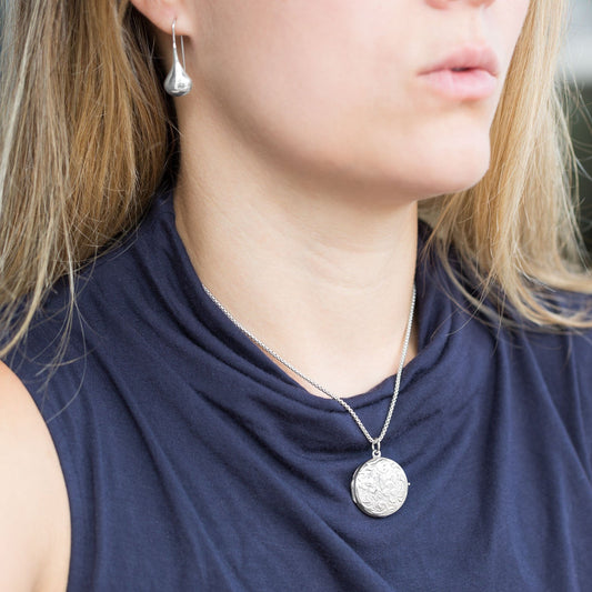 Oxidized Round Box Silver Chain Necklace
